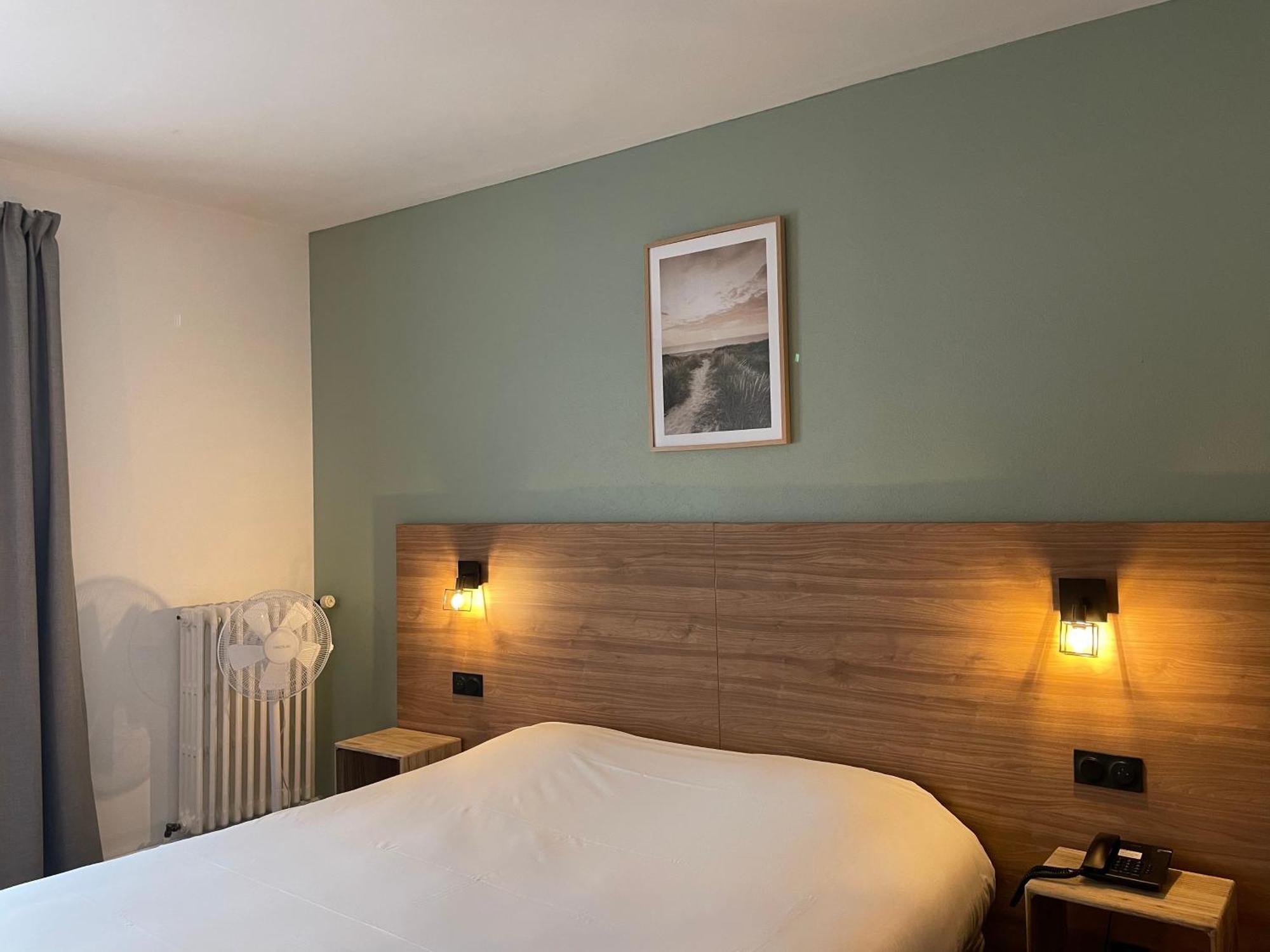 Hotel Le Progres Angers Exterior foto